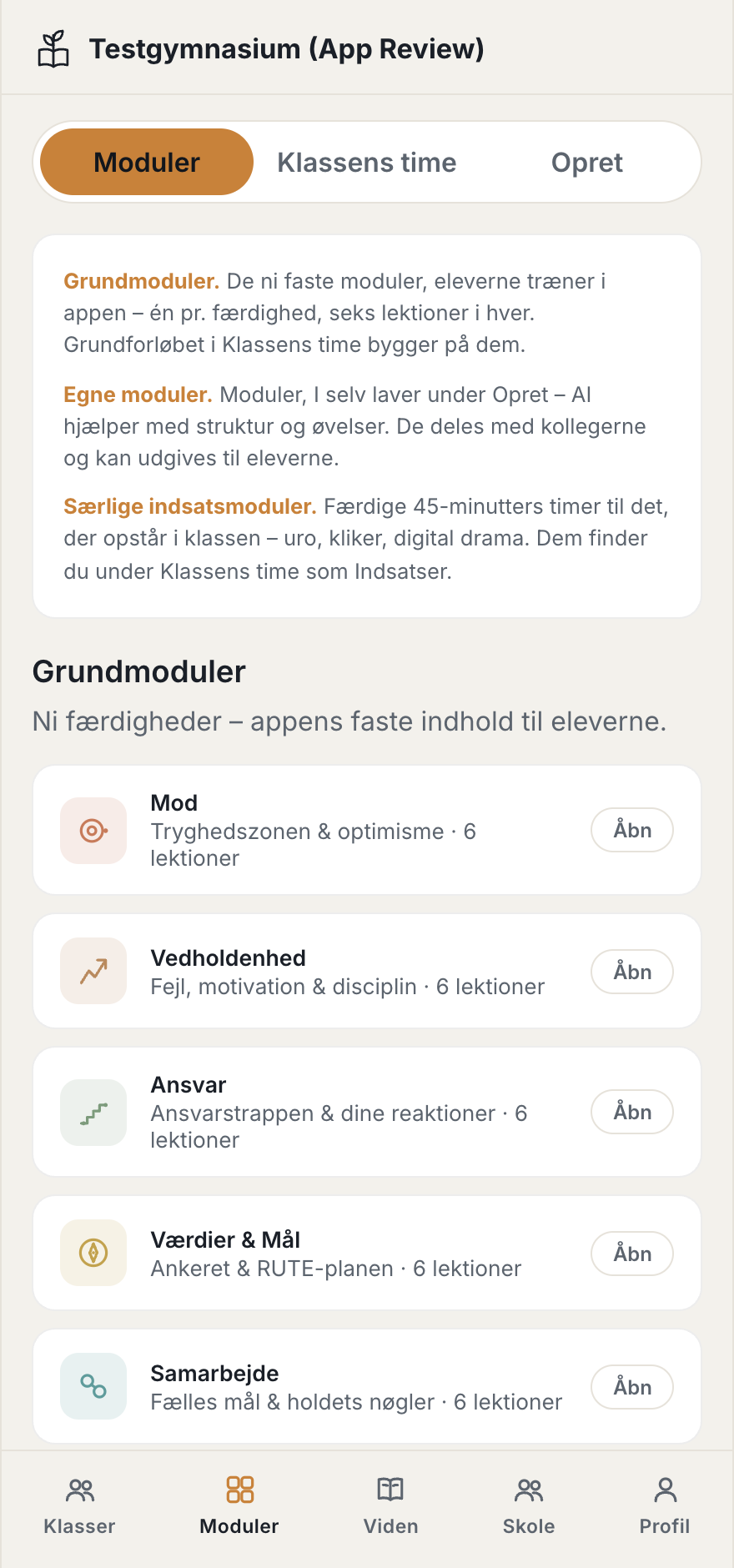 Moduler-fanen med forløb og enheder